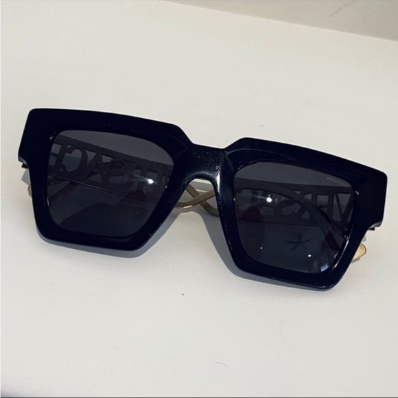 Versace Black and Gold Women's Low Bridge Fit Sunglasses, VE4431F50-X - Picture 2 of 10